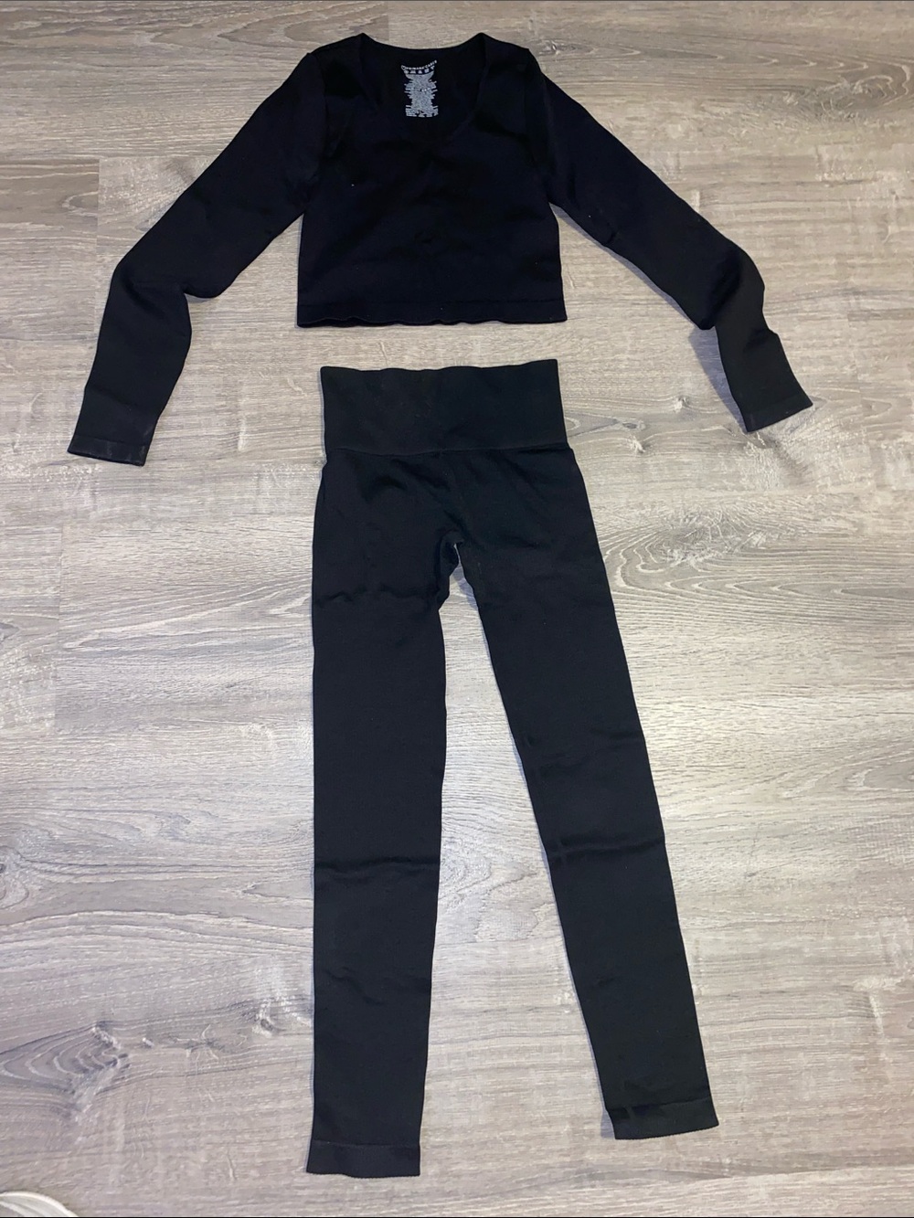 Primark Black Cropped Long Sleeve Top & High-Waist Leggings Set